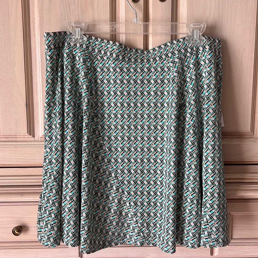 NWT Margaret M print flare skirt